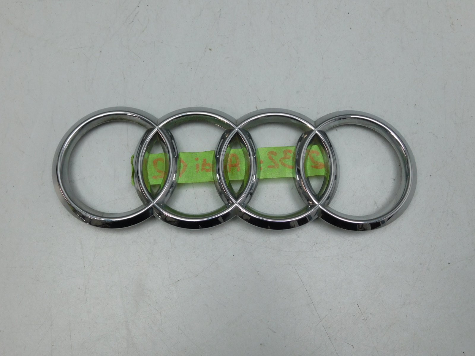 Эмблема Audi Q8 2018>