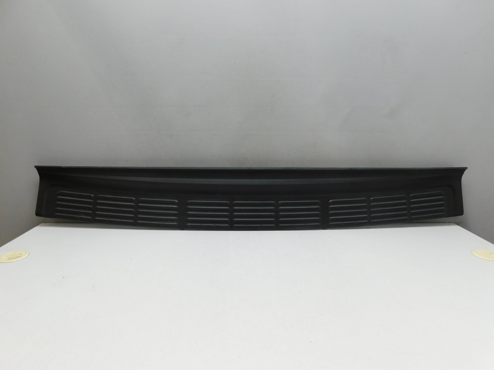 Накладка заднего бампера Toyota Land Cruiser (200) 2008>