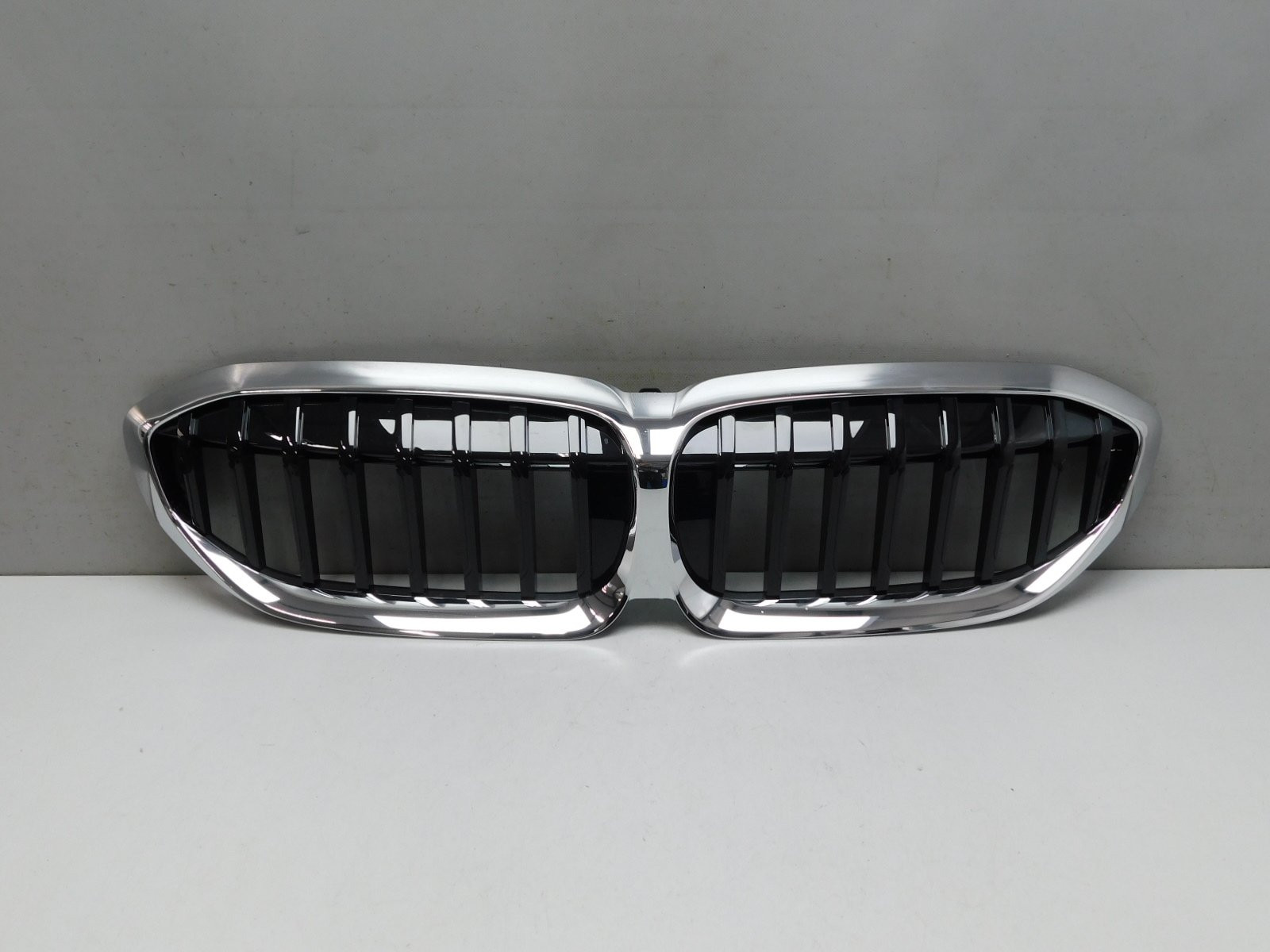 Решетка радиатора BMW 3-серия G20 2018>