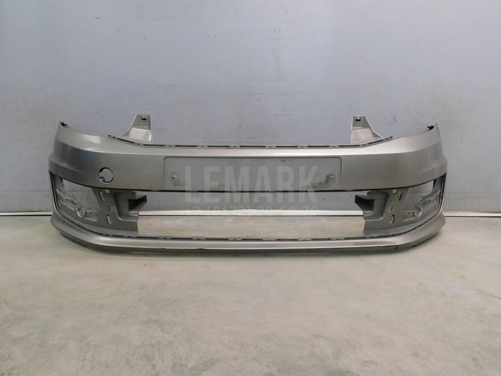 Бампер передний Volkswagen Polo Sedan 2011-2020 6RU807221A