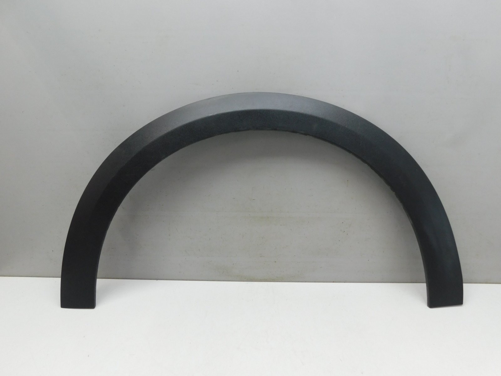 Накладка крыла переднего левого Mercedes-Benz E-Klasse W213 2016>