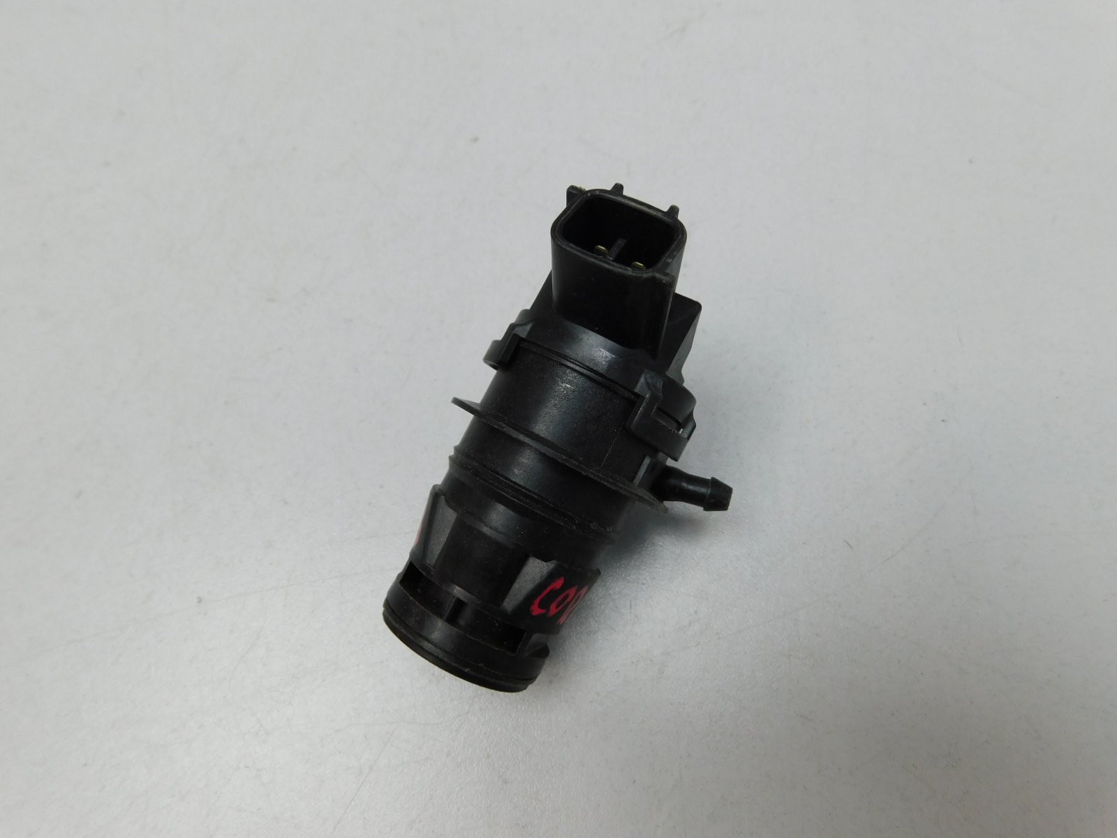 Насос омывателя Toyota Corolla E15 2006-2013