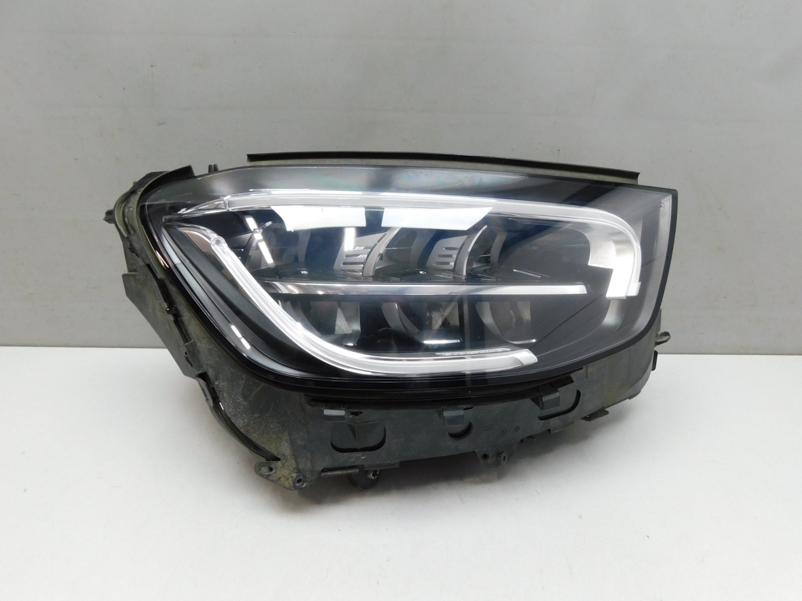 Фара правая Mercedes-Benz GLC-Class X253 2015>