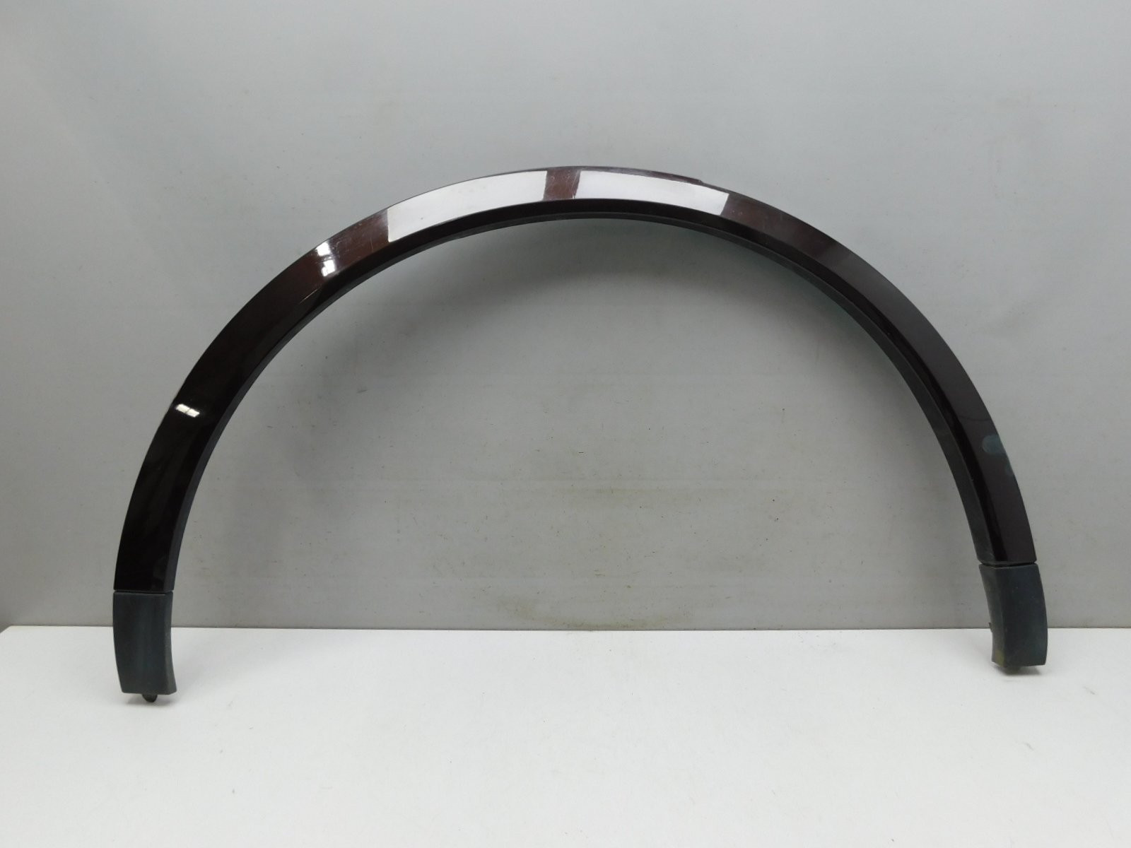 Накладка крыла заднего  правого Porsche Cayenne 2017>