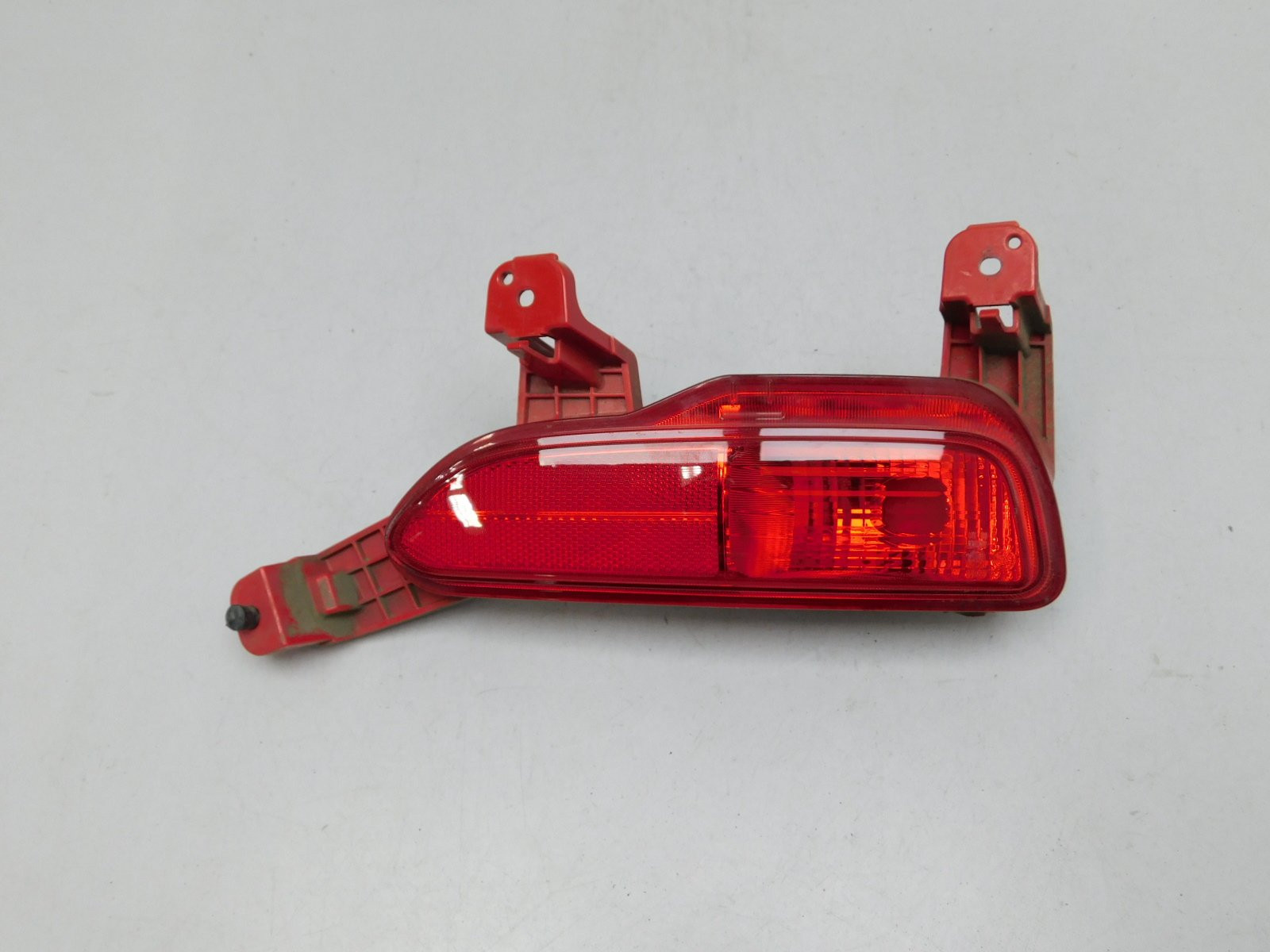 Фонарь задний в бампер правый Kia Sorento Prime 2015>