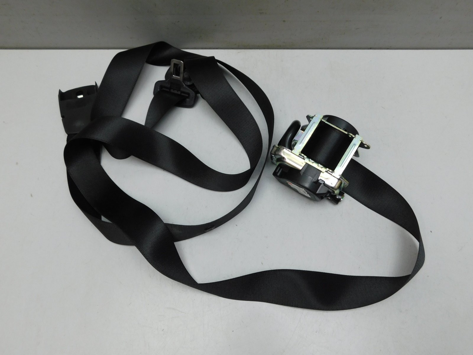 Ремень безопасности с пиропатрон BMW X1 F48 2015>