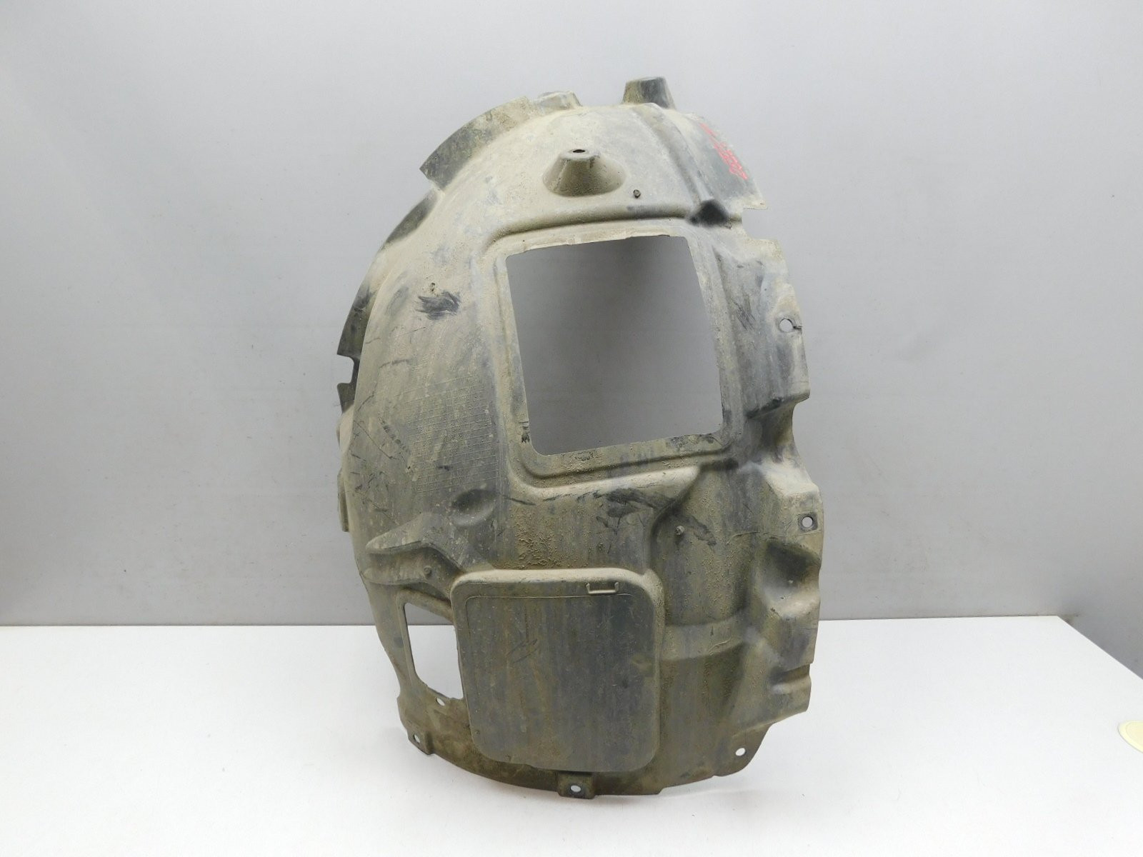 Локер передний левый BMW 1-серия F20/F21 2011>