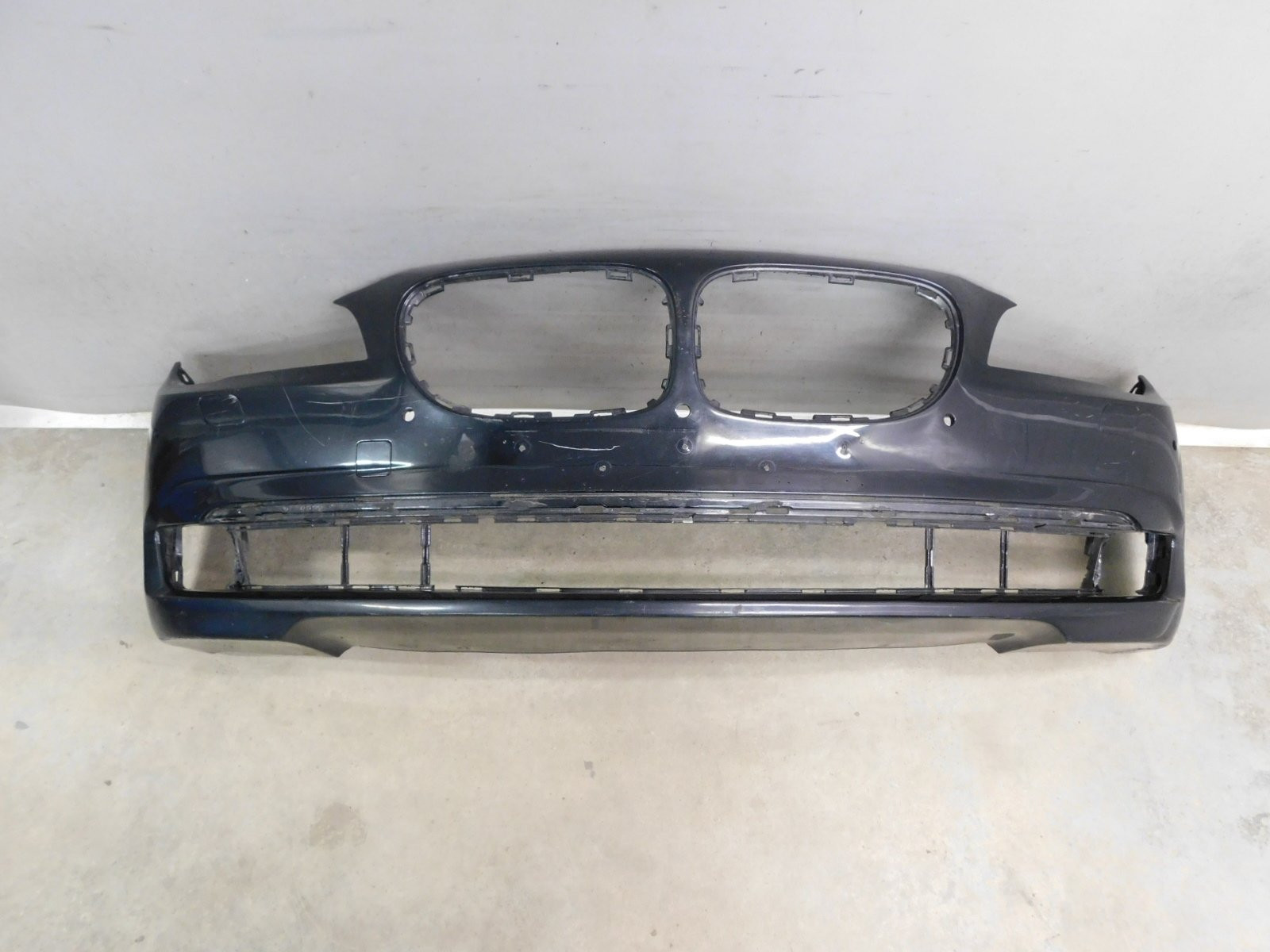 Бампер передний BMW 7-серия F01 2008>