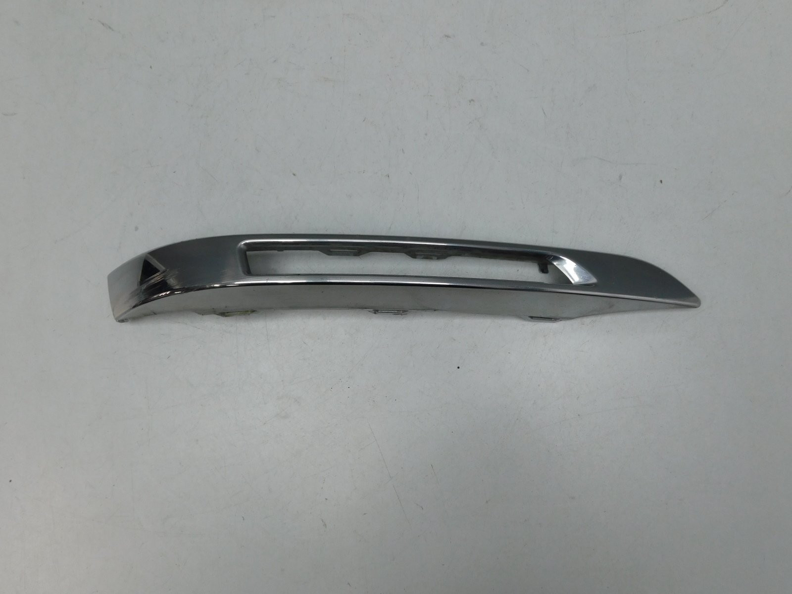 Накладка переднего бампера Mercedes-Benz GLK-Klasse X204 2008>