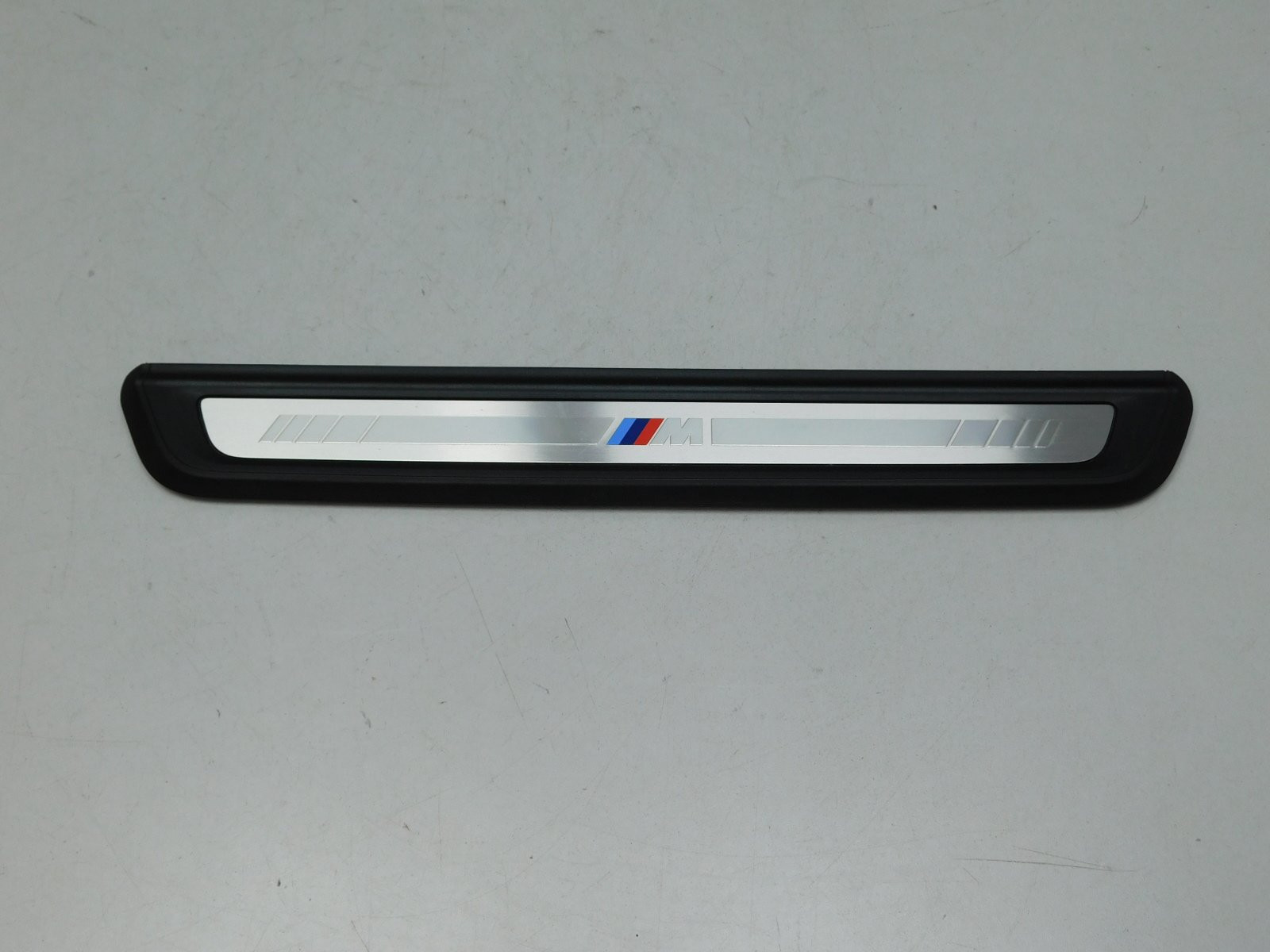 Накладка порога BMW 3-серия G20 2018>