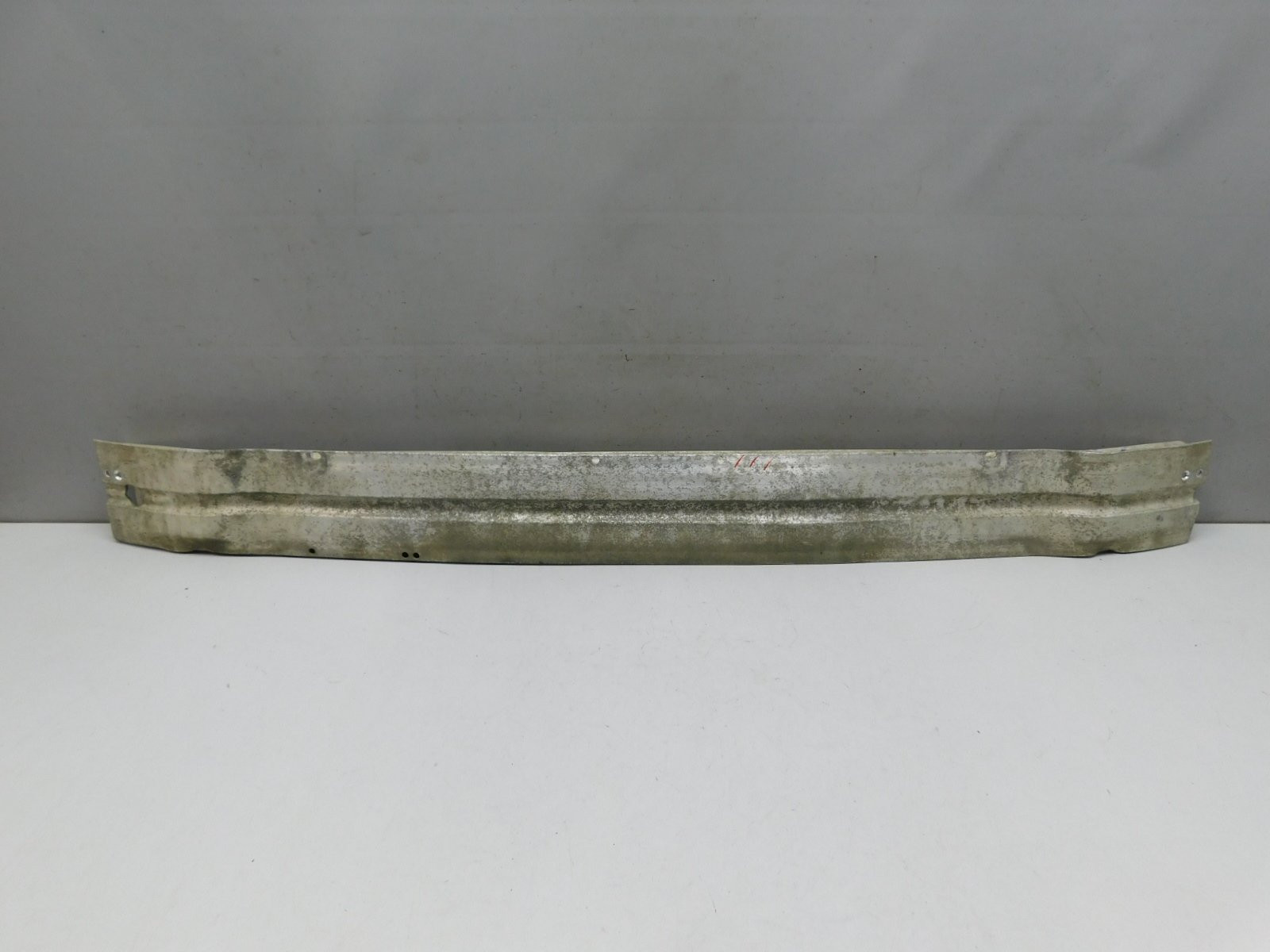 Усилитель переднего бампера Audi Q5 2008-2017