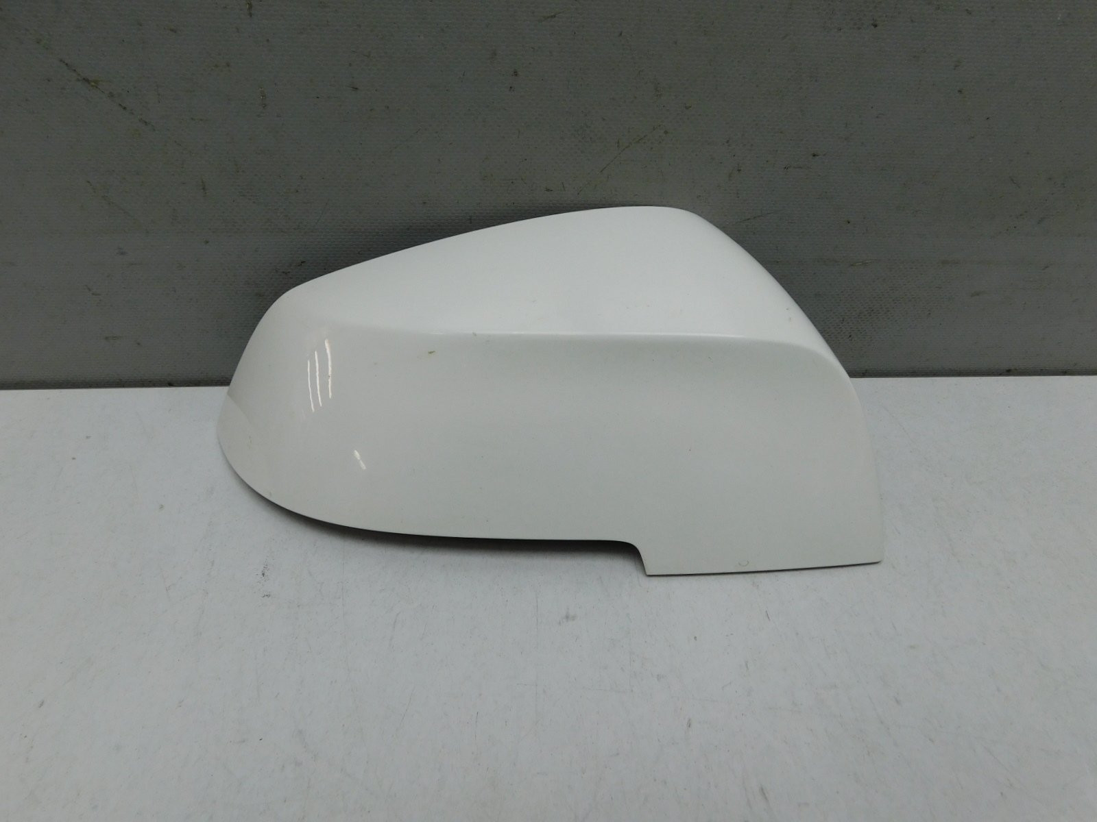 Накладка зеркала правого BMW X1 E84 2009-2015