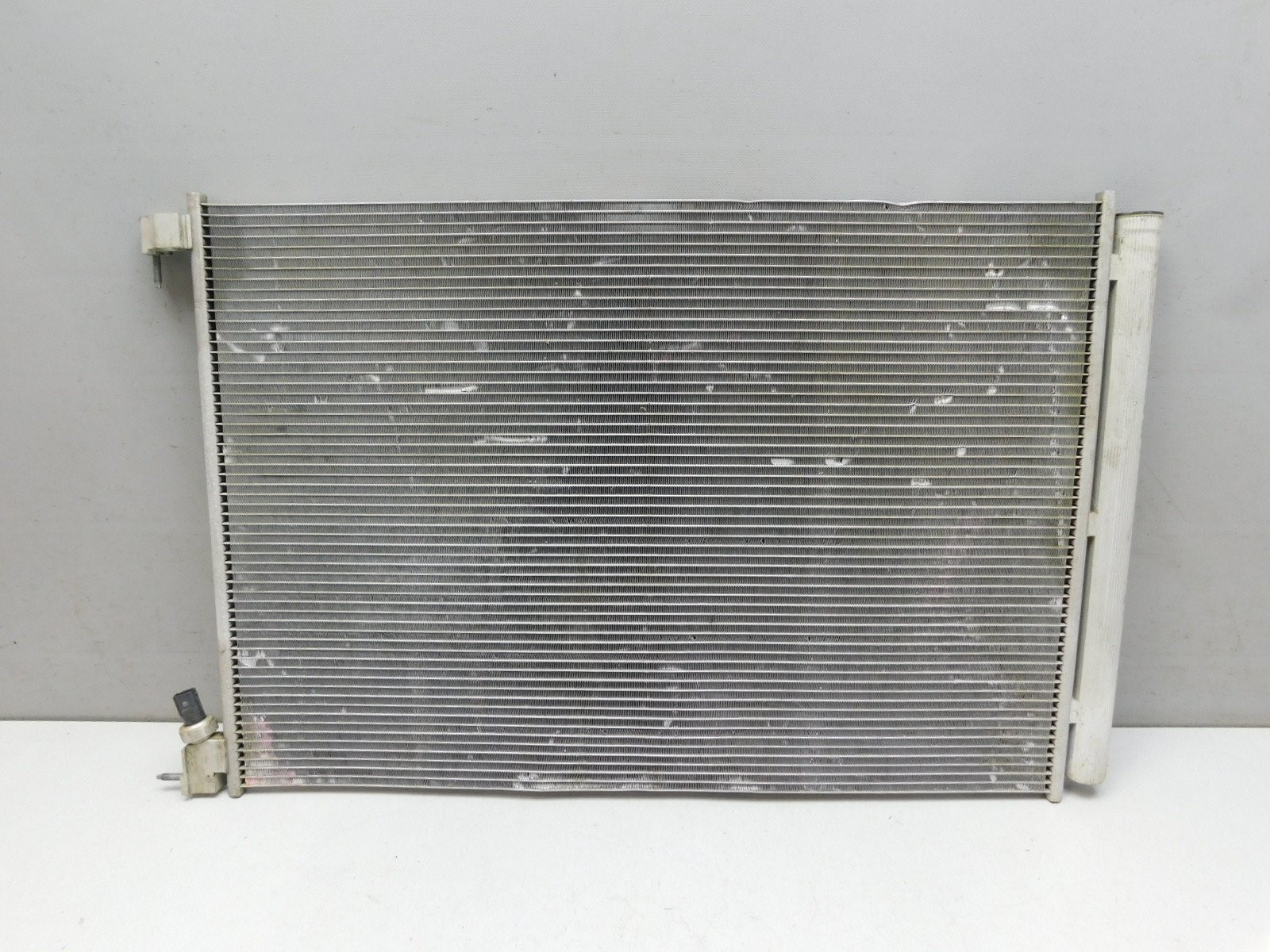 Радиатор кондиционера Mercedes-Benz E-Klasse W213 2016>