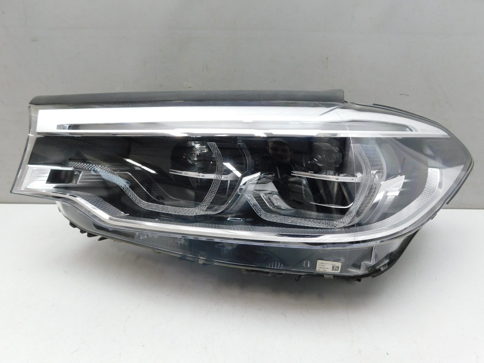 Фара левая BMW 5-серия G30 2016>