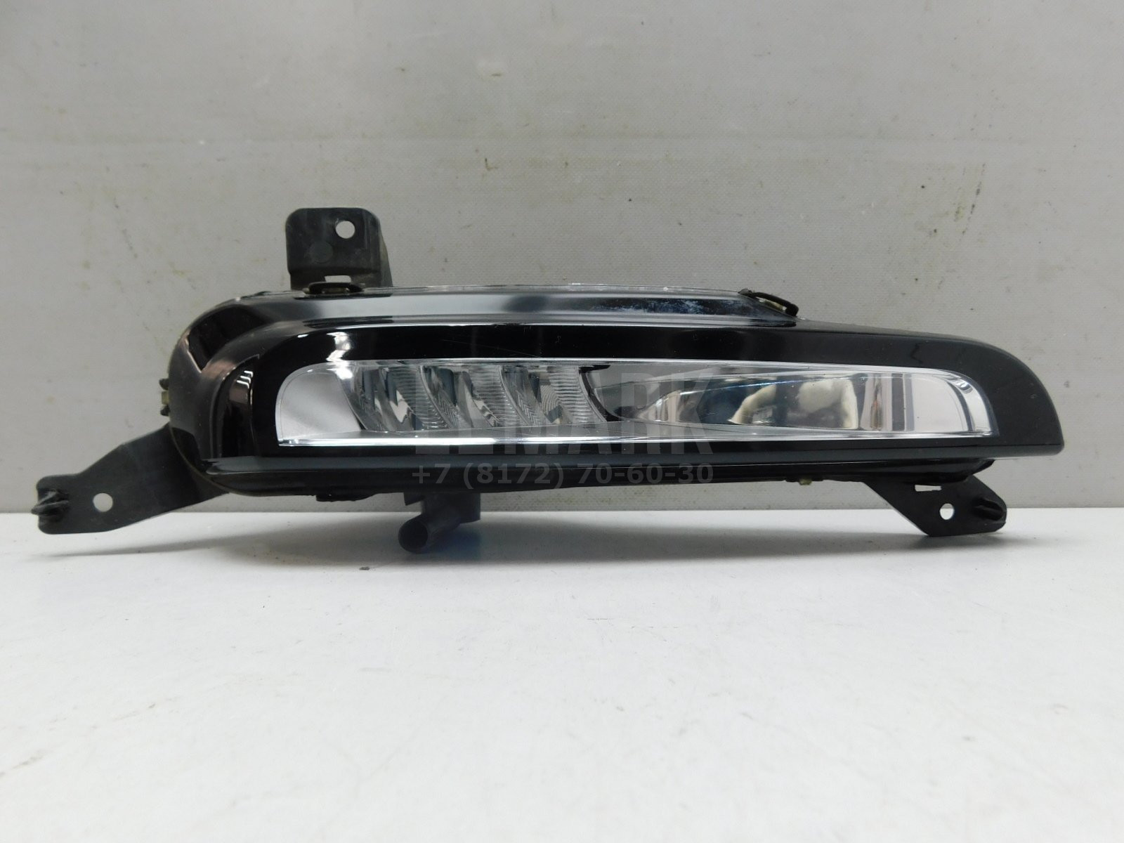 Фара противотуманная правая Land Rover Range Rover Evoque 2011-2019 GJ3215200AA