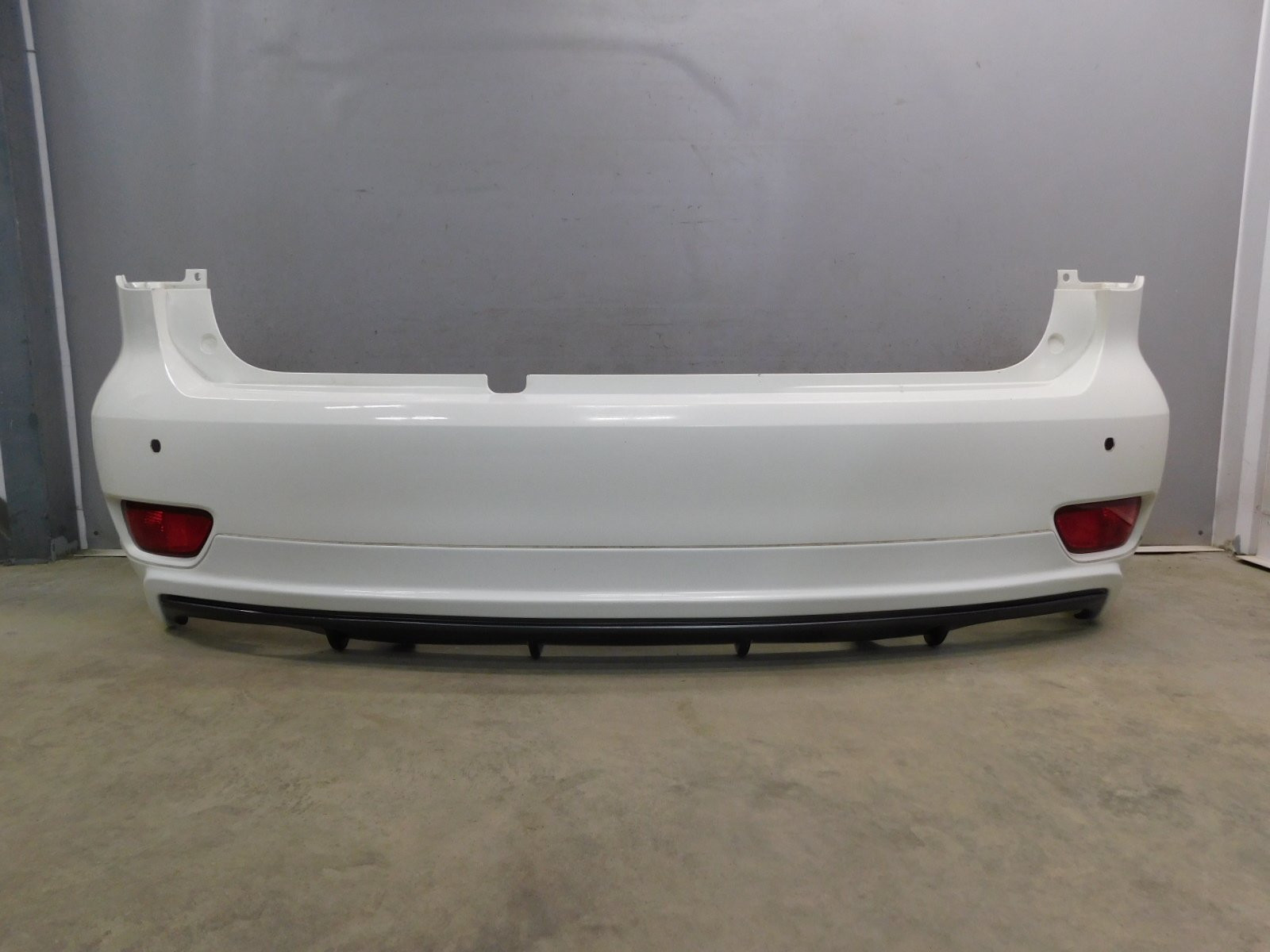 Бампер задний Nissan Patrol (Y62) 2010>