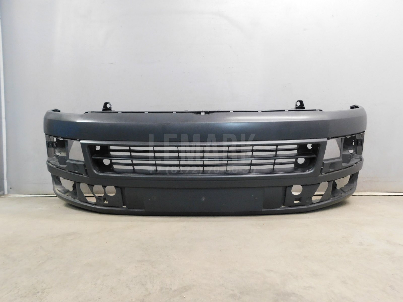 Бампер передний Volkswagen Transporter T5 2003-2015 7E0807217