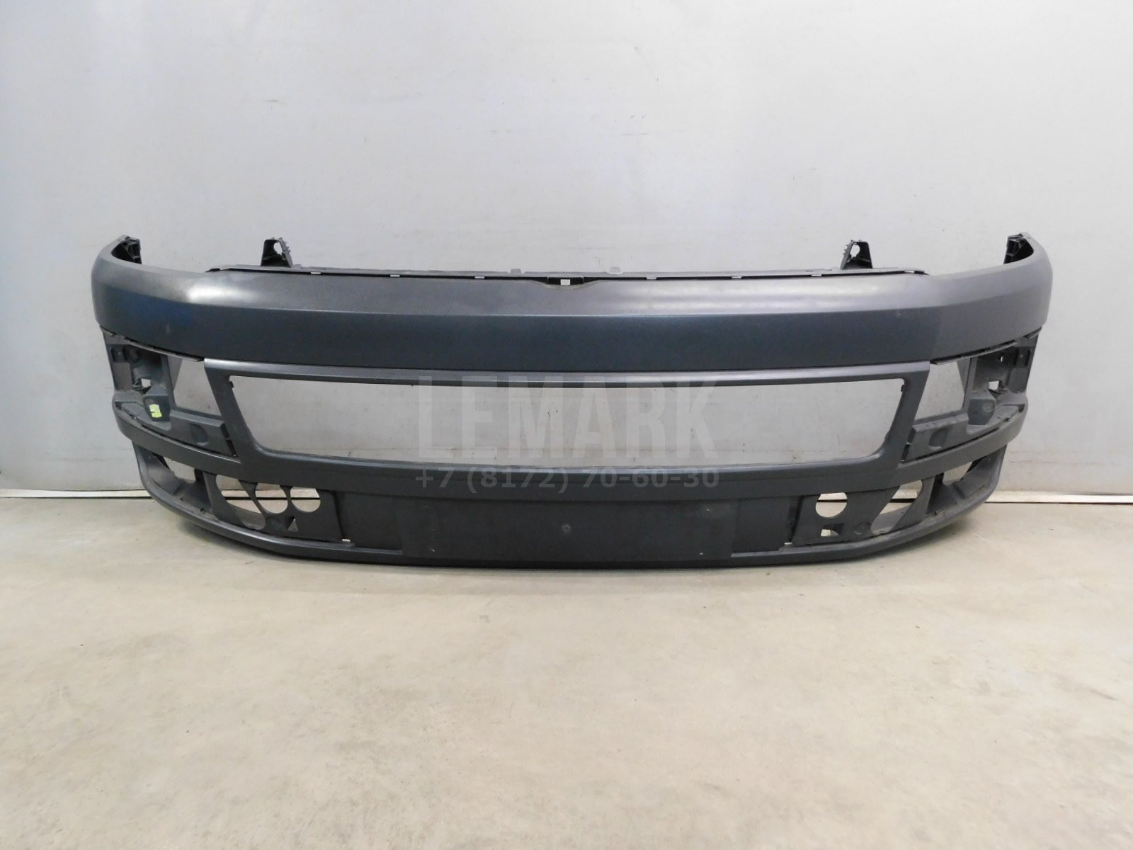 Бампер передний Volkswagen Transporter T5 2003-2015 7E0807217
