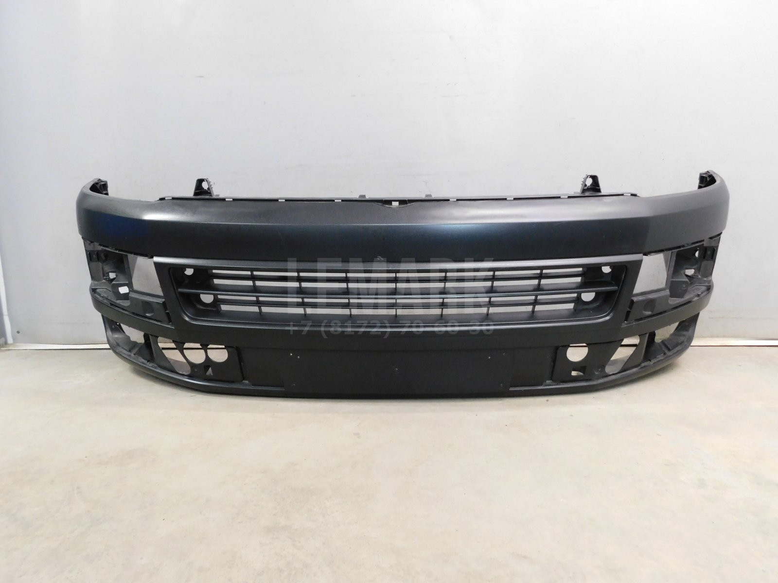 Бампер передний Volkswagen Transporter T5 2003-2015 7E0807217