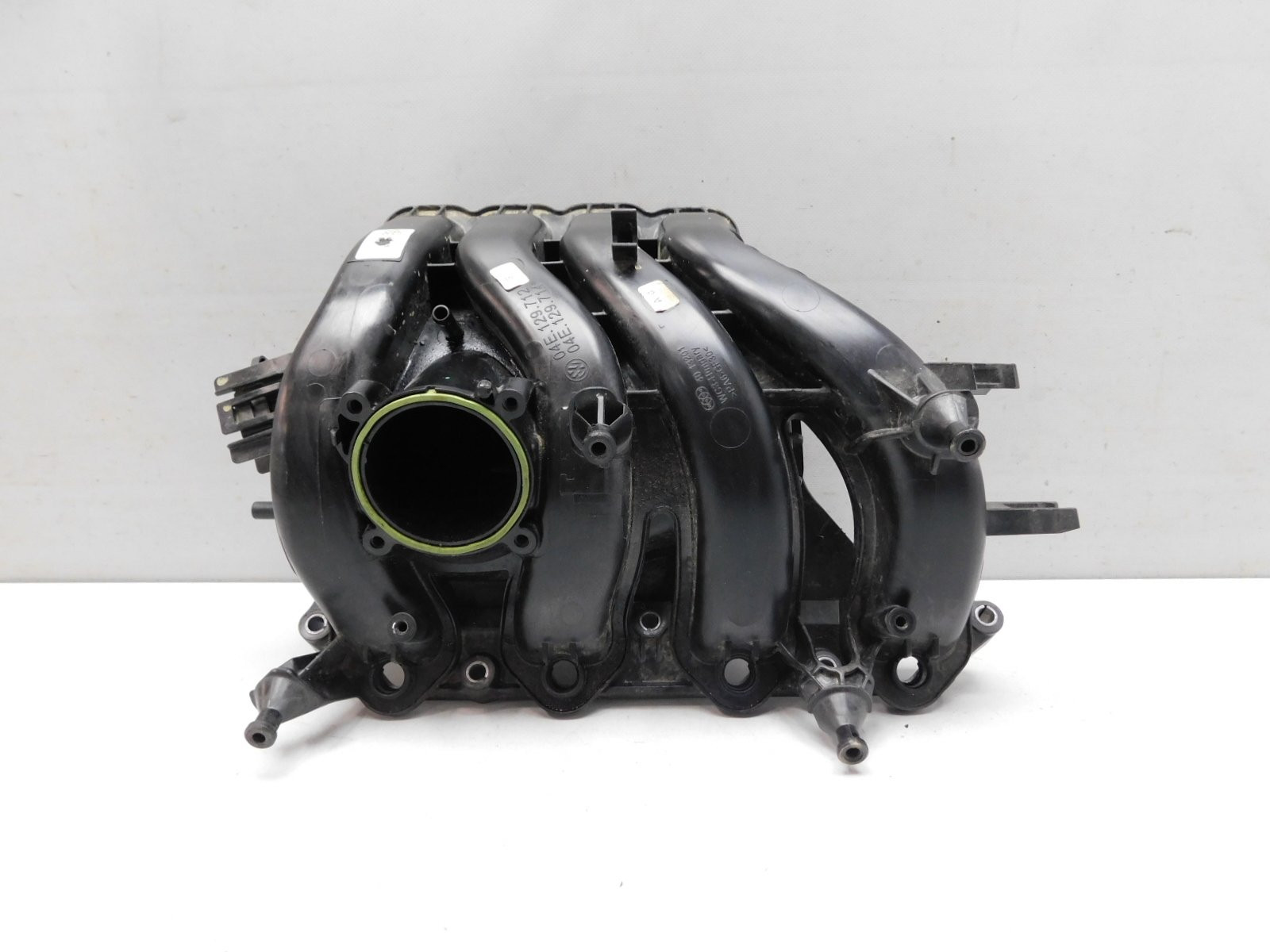 Впускной коллектор Skoda Rapid 2013-2020