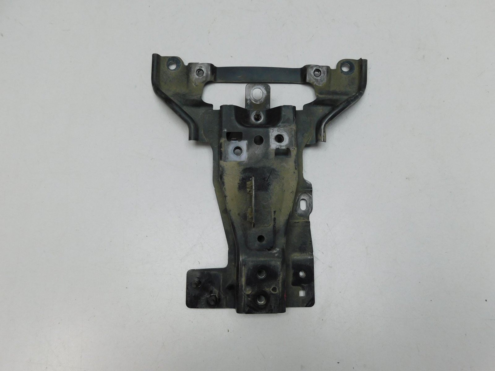 Кронштейн замка капота Nissan X-Trail (T31) 2007-2014