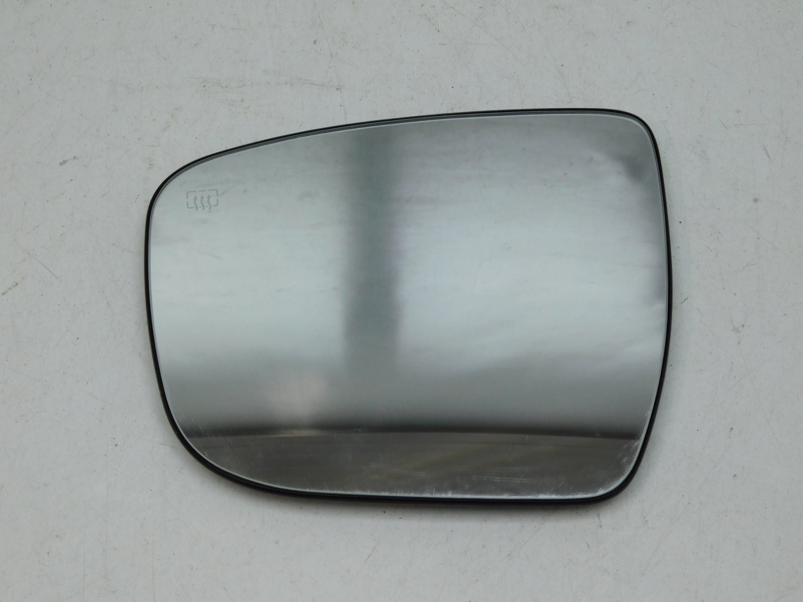 Стекло зеркала левого Nissan X-Trail (T32) 2014>