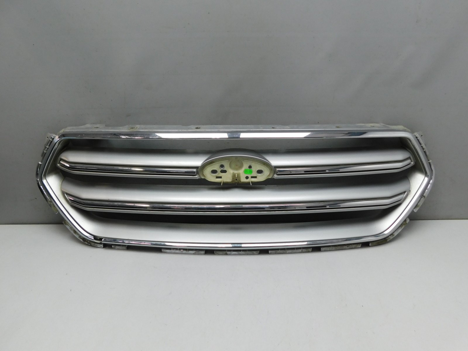 Решетка радиатора Ford Kuga 2012>