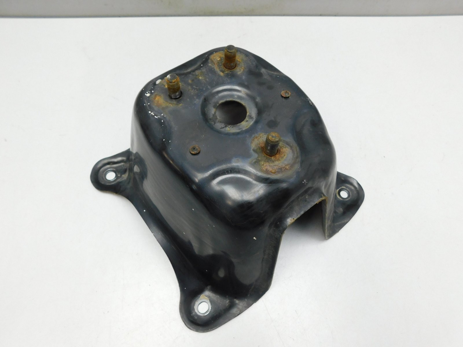 Кронштейн крепления запасного ко Suzuki Grand Vitara 2006>