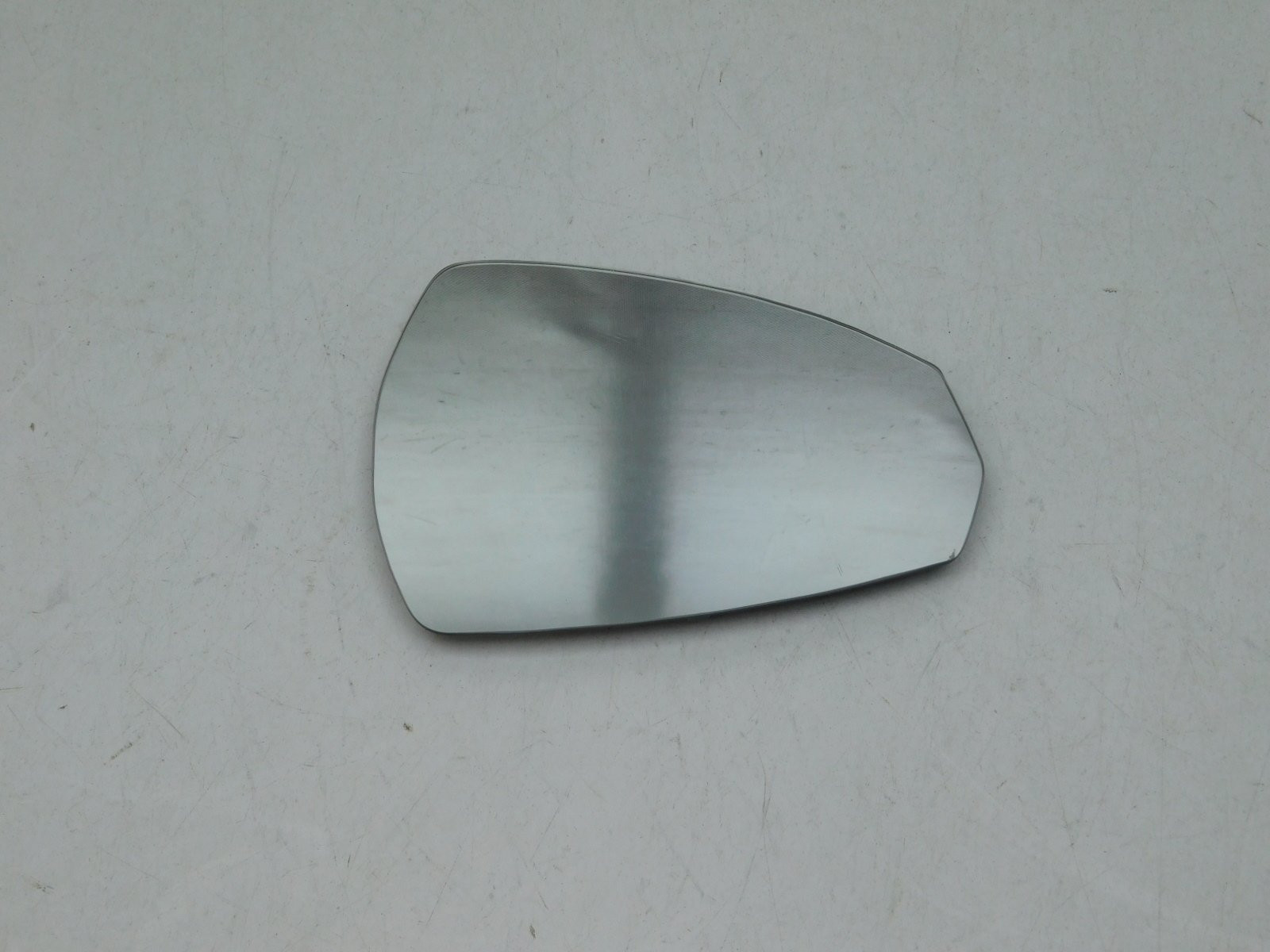 Стекло зеркала правого Audi A3 [8V] 2013-2020