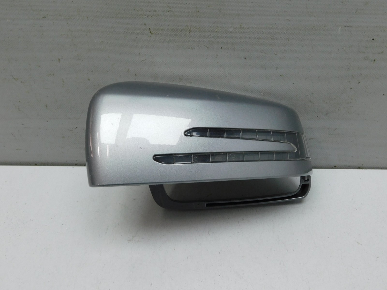 Накладка зеркала левого Mercedes-Benz E-Klasse W212 2009>