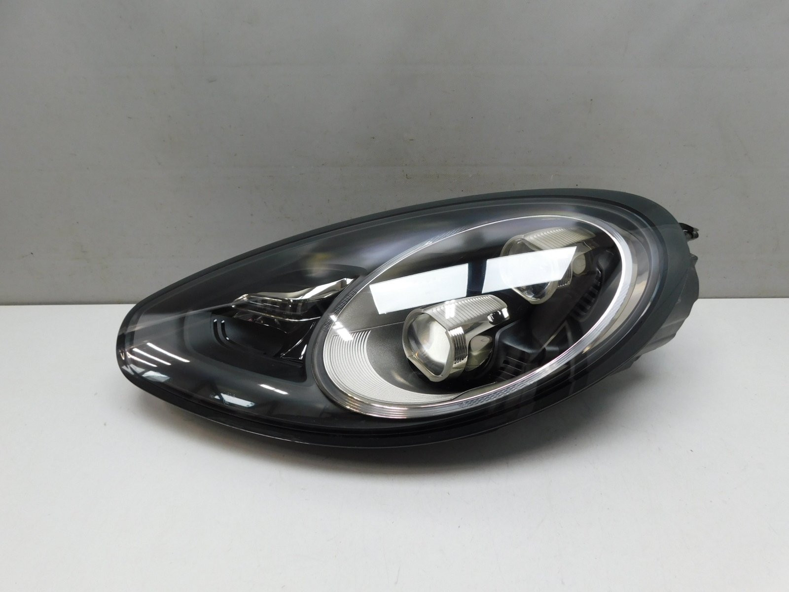 Фара левая Porsche Panamera 2010-2016