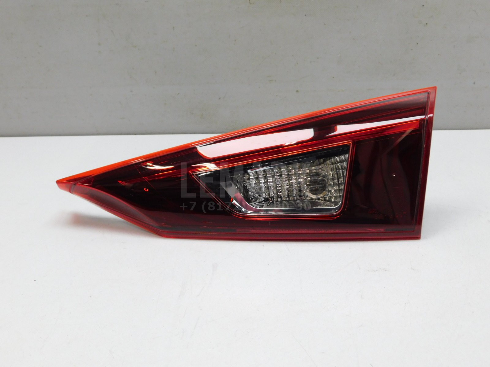 Фонарь задний внутренний правый Mazda 3 (BM) 2013-2019 B45A513F0