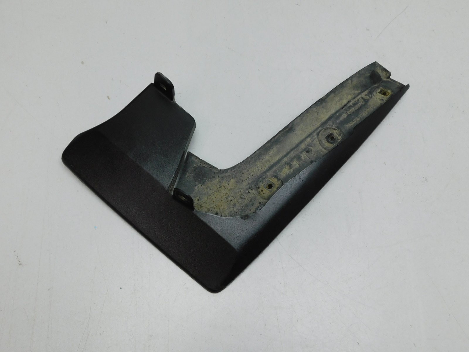 Брызговик задний правый Toyota RAV 4 2013-2019