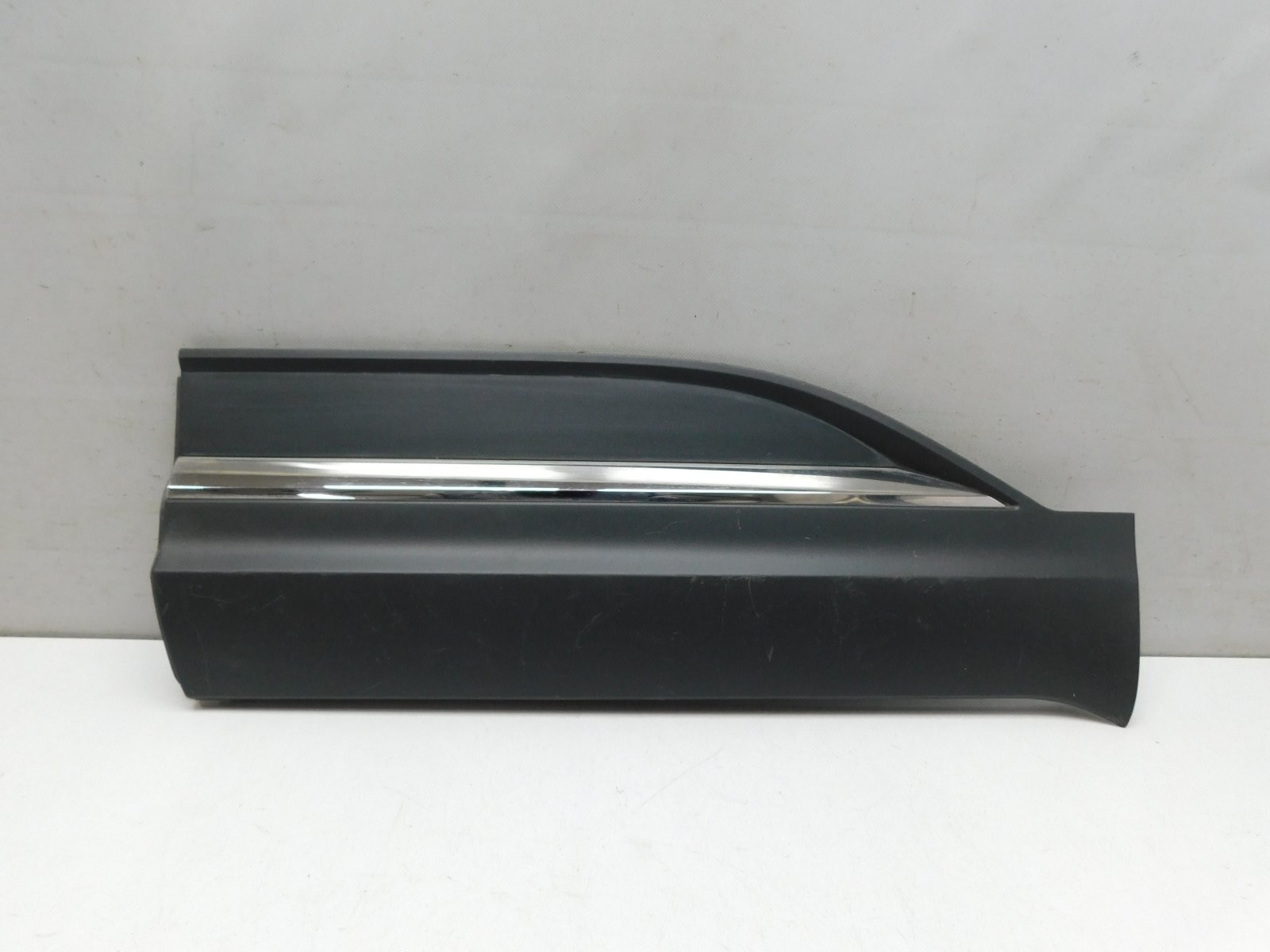 Накладка двери задней левой Renault Koleos 2017>