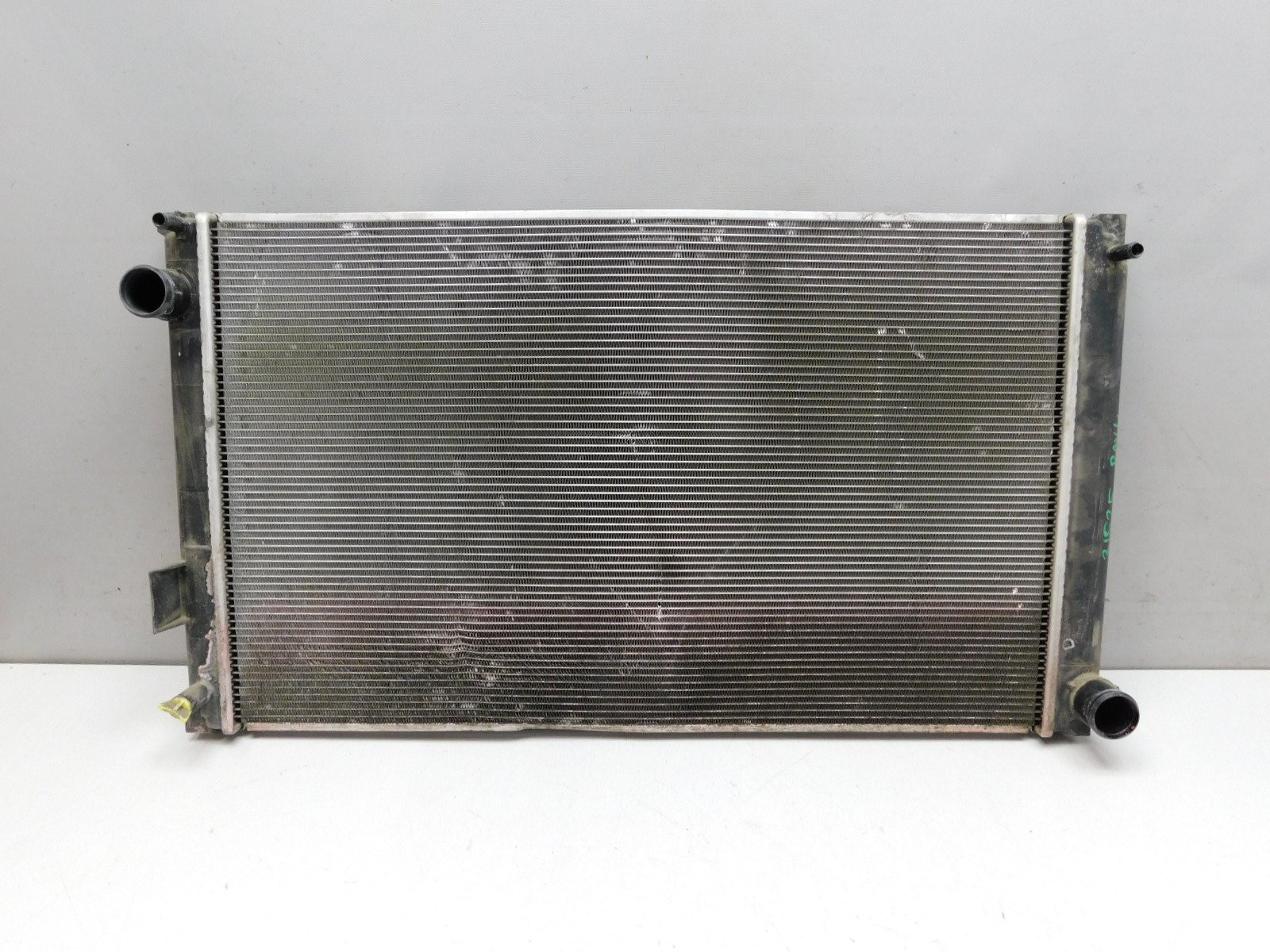 Радиатор охлаждения Toyota RAV 4 2013-2019
