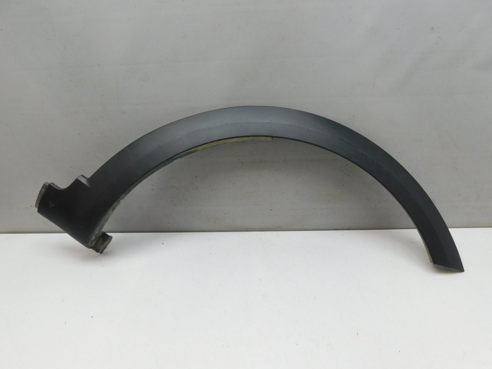 Накладка крыла переднего правого VAZ Vesta 2015>