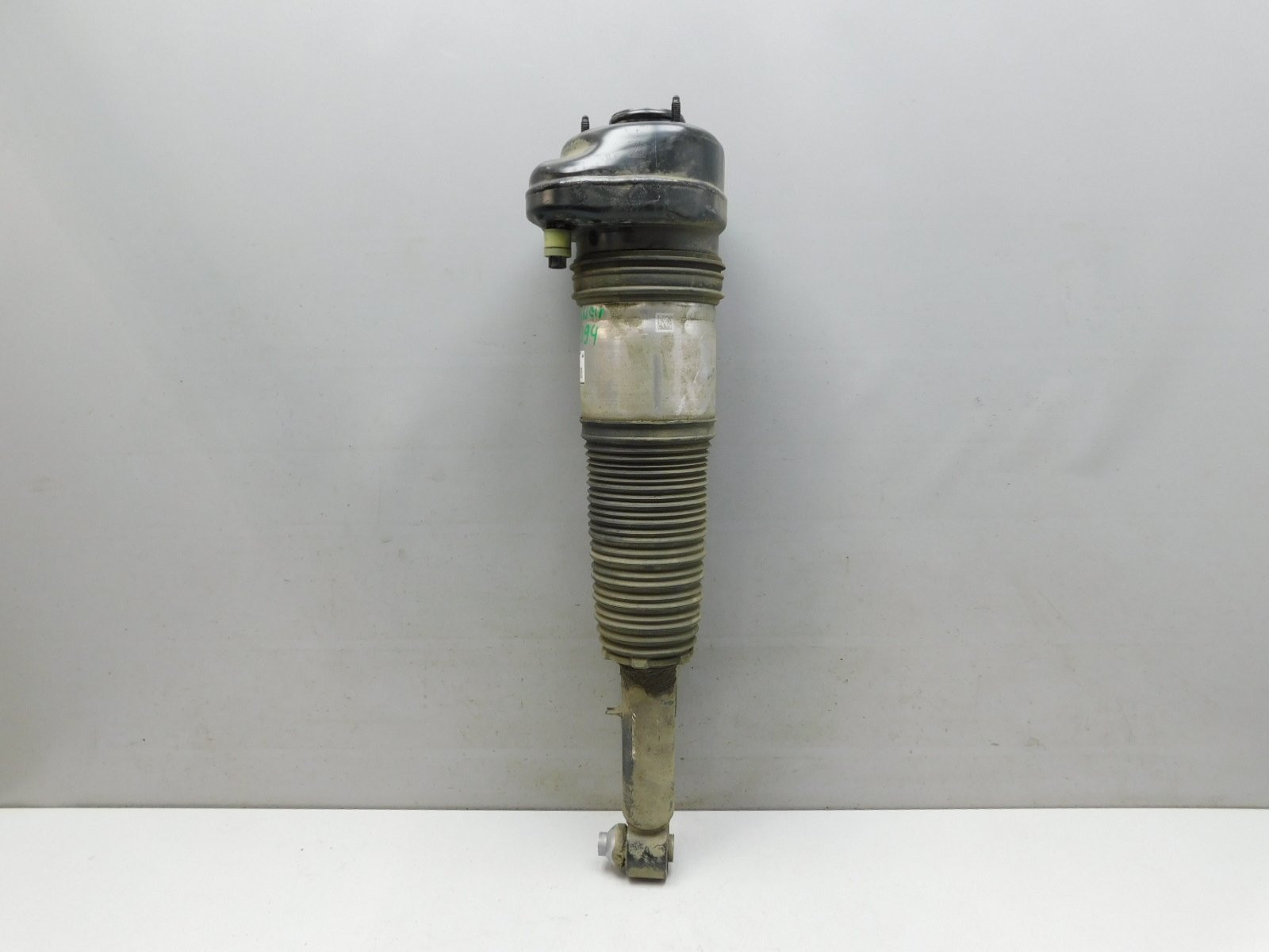 Амортизатор задний BMW 7-серия G11/G12 2014>