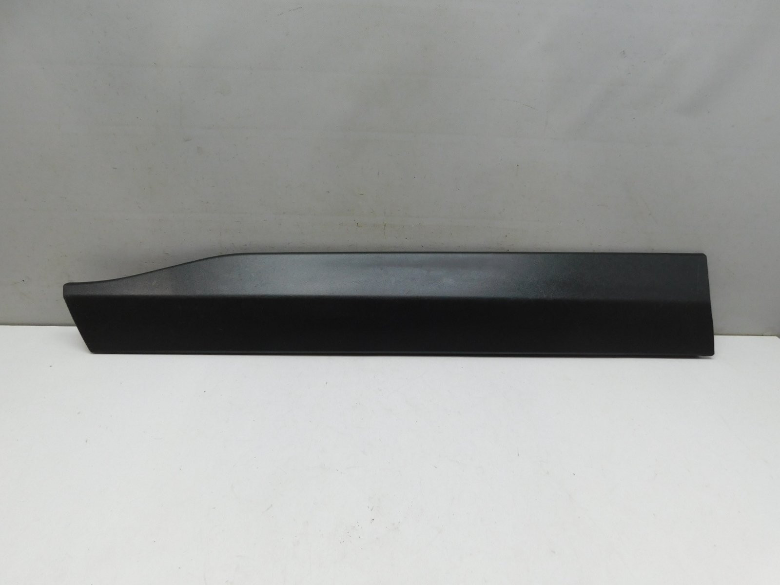 Накладка двери передней левой Toyota RAV 4 2019>