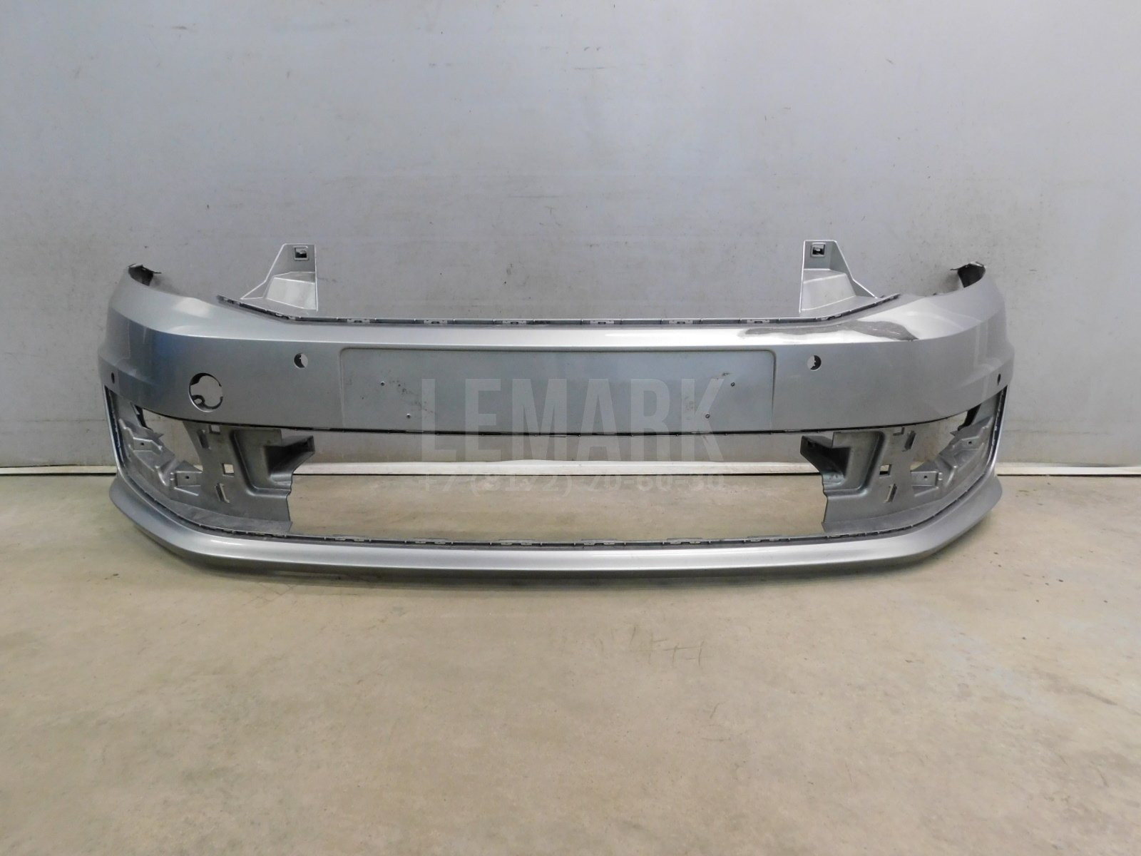 Бампер передний Volkswagen Polo Sedan 2011-2020 6RU807221A