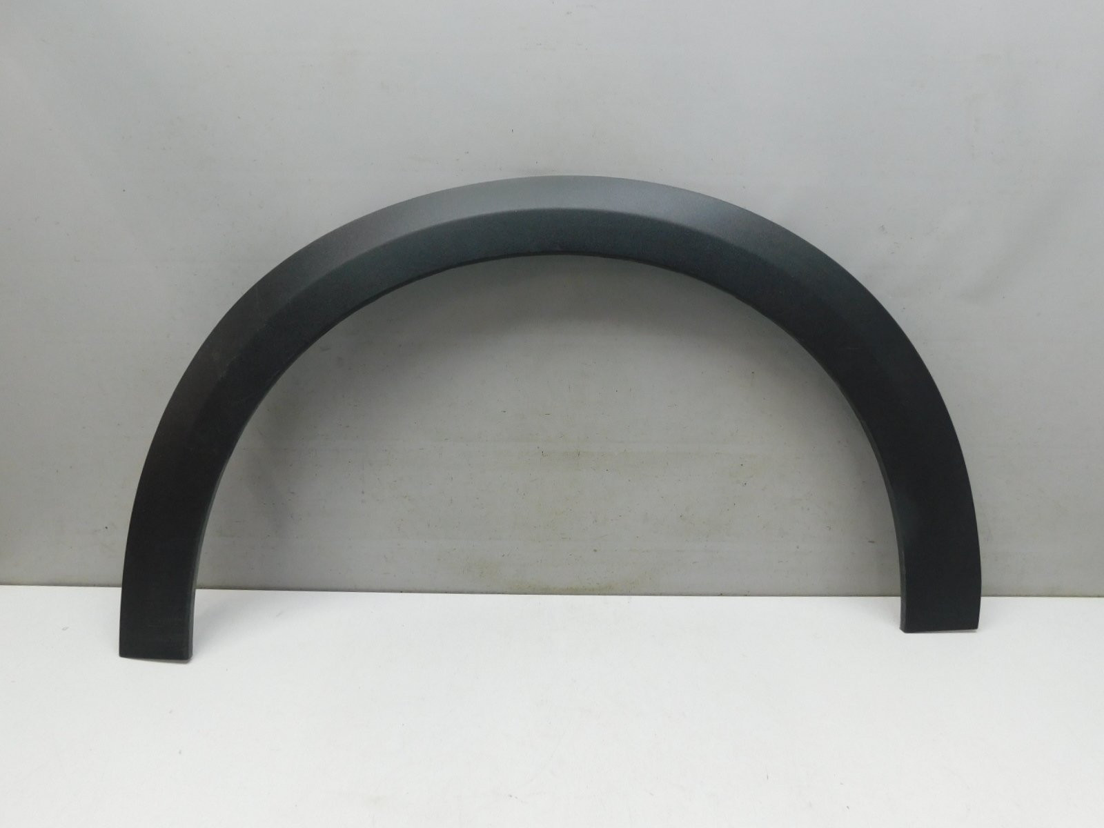 Накладка крыла переднего левого Mercedes-Benz E-Klasse W213 2016>