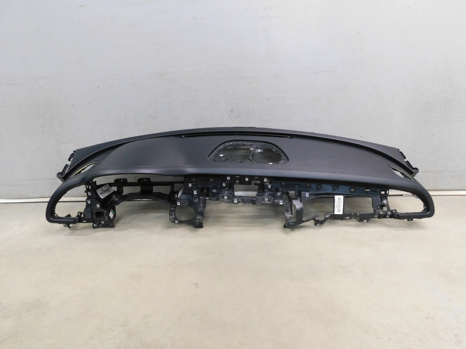 Торпедо Kia Stinger 2017>