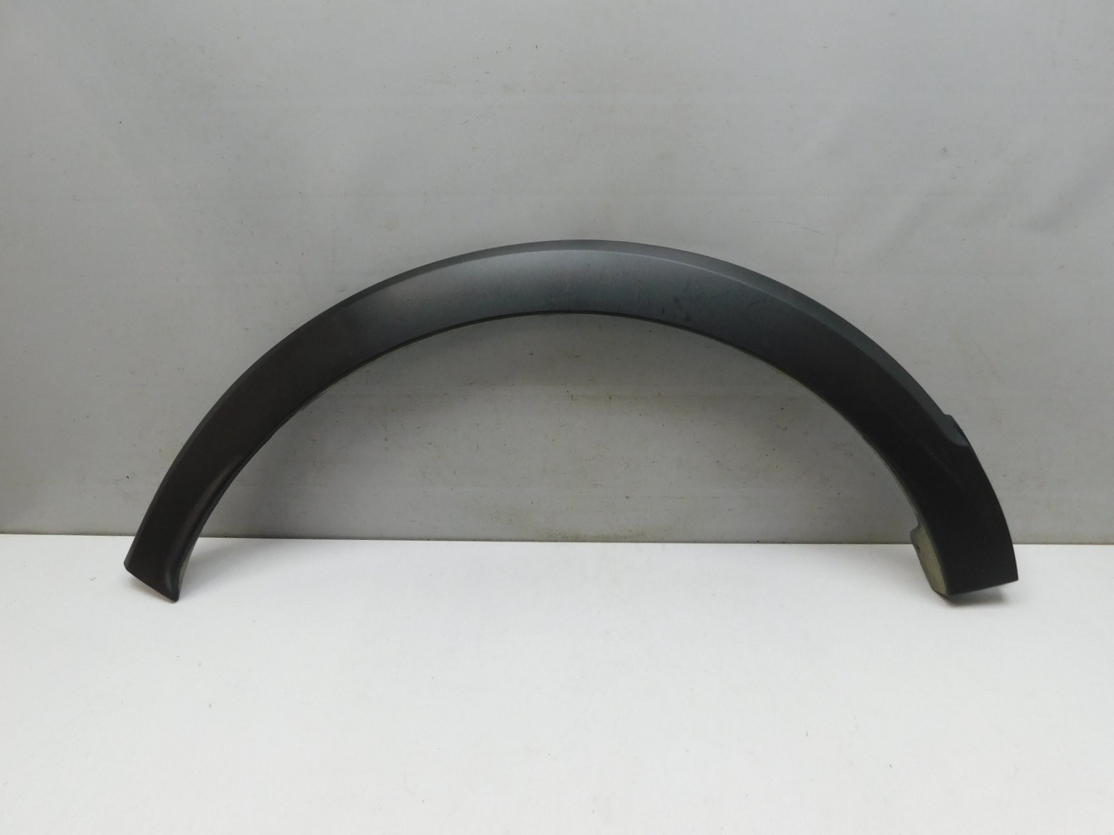 Накладка крыла заднего  правого Renault Kaptur 2016>