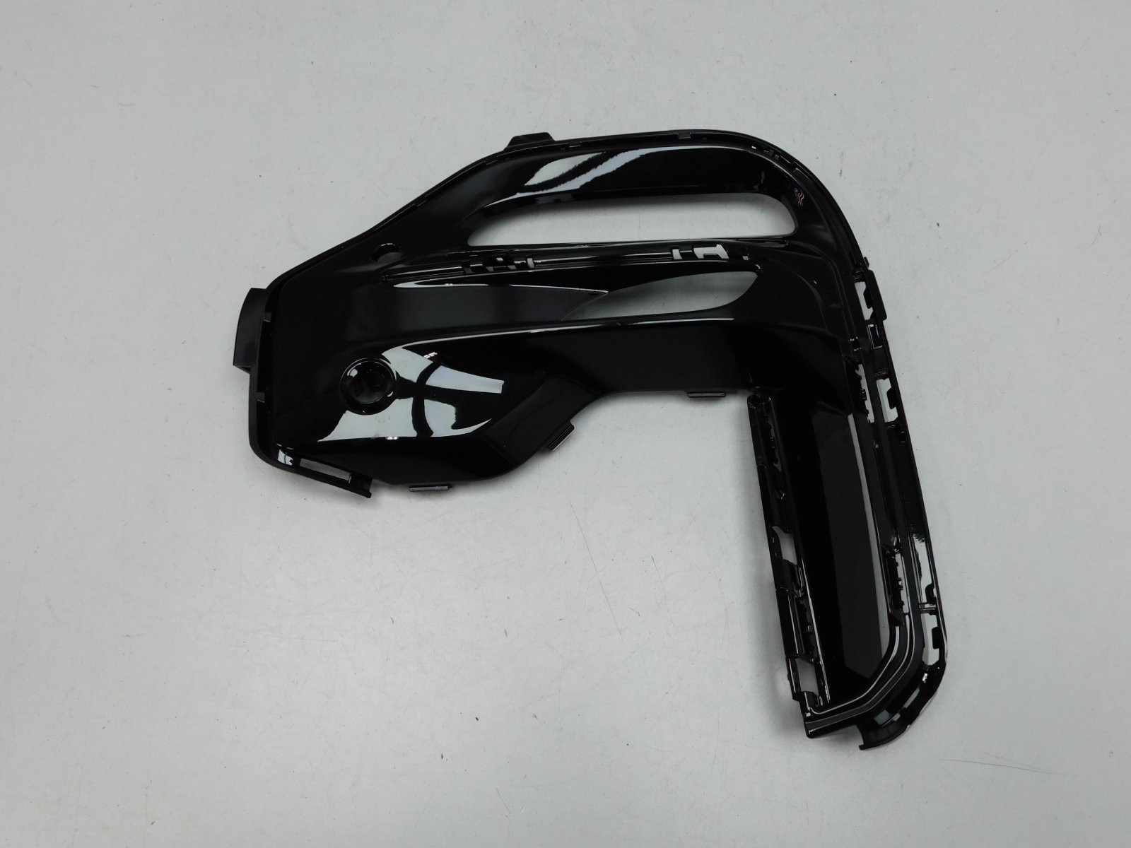 Накладка переднего бампера BMW X5 G05 2018>