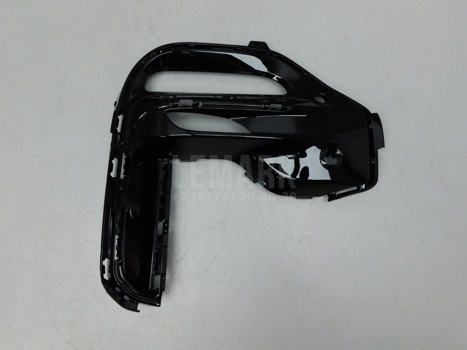 Накладка переднего бампера BMW X5 G05 2018> BMW 51118746240