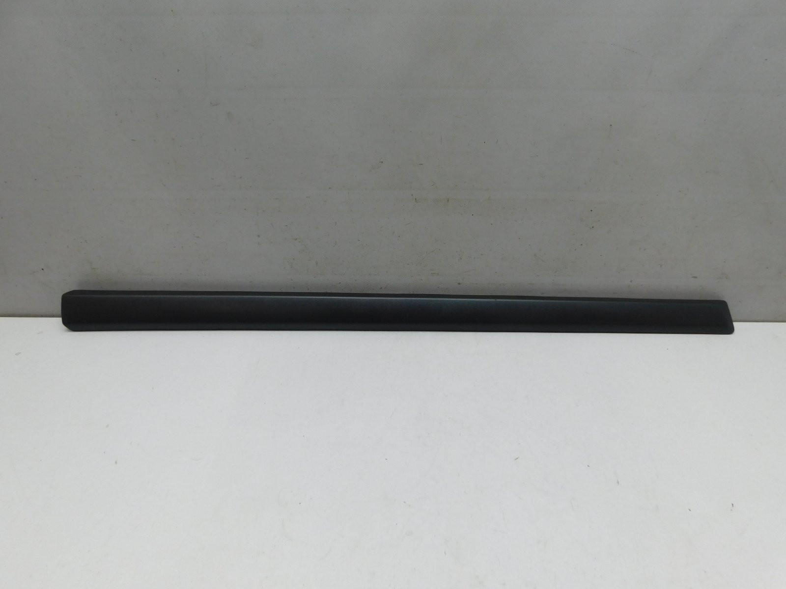 Молдинг двери передней левой Renault Logan II 2014>