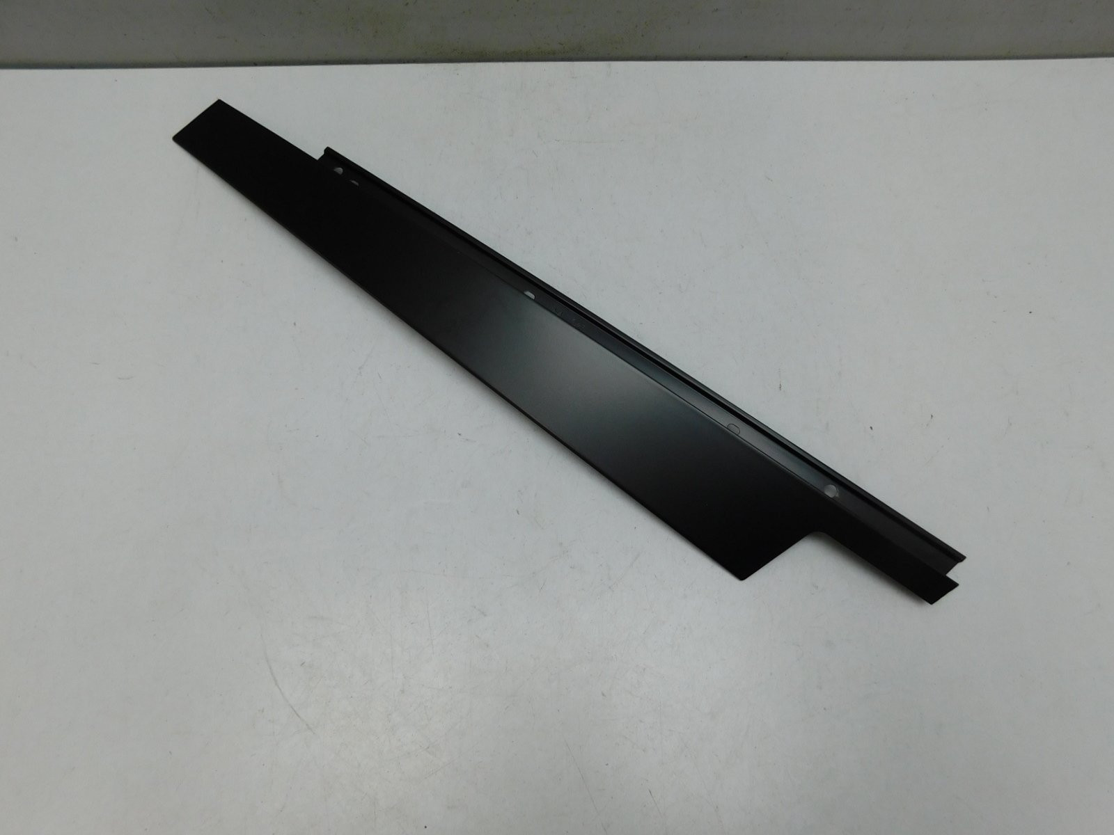 Накладка двери передней правой BMW X5 E70 2007>