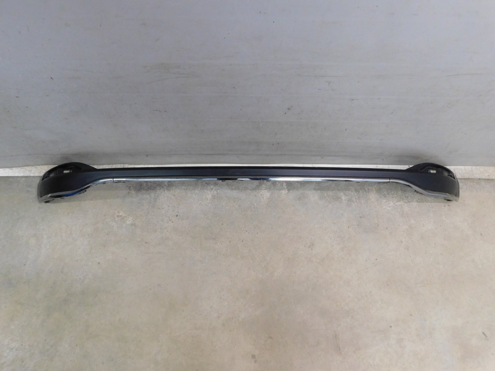 Накладка заднего бампера Lexus ES 2018>