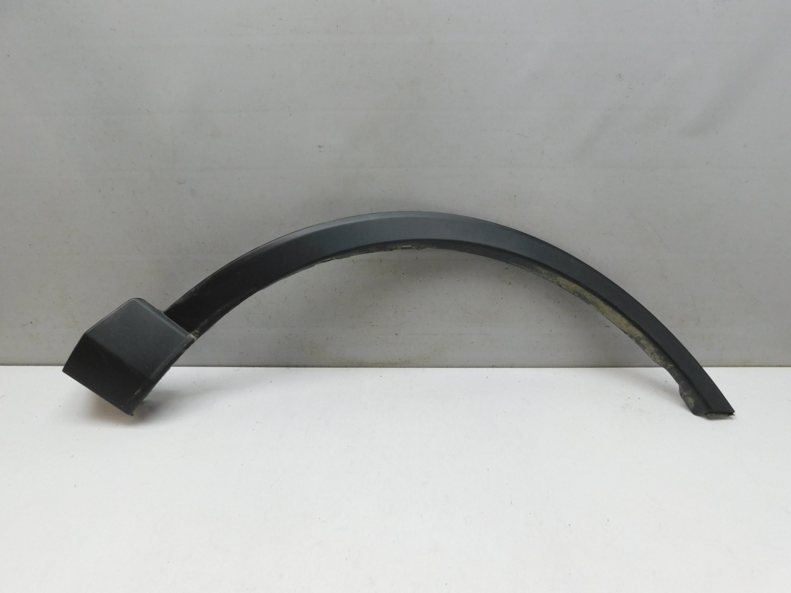 Накладка крыла переднего правого Toyota RAV 4 2013-2019