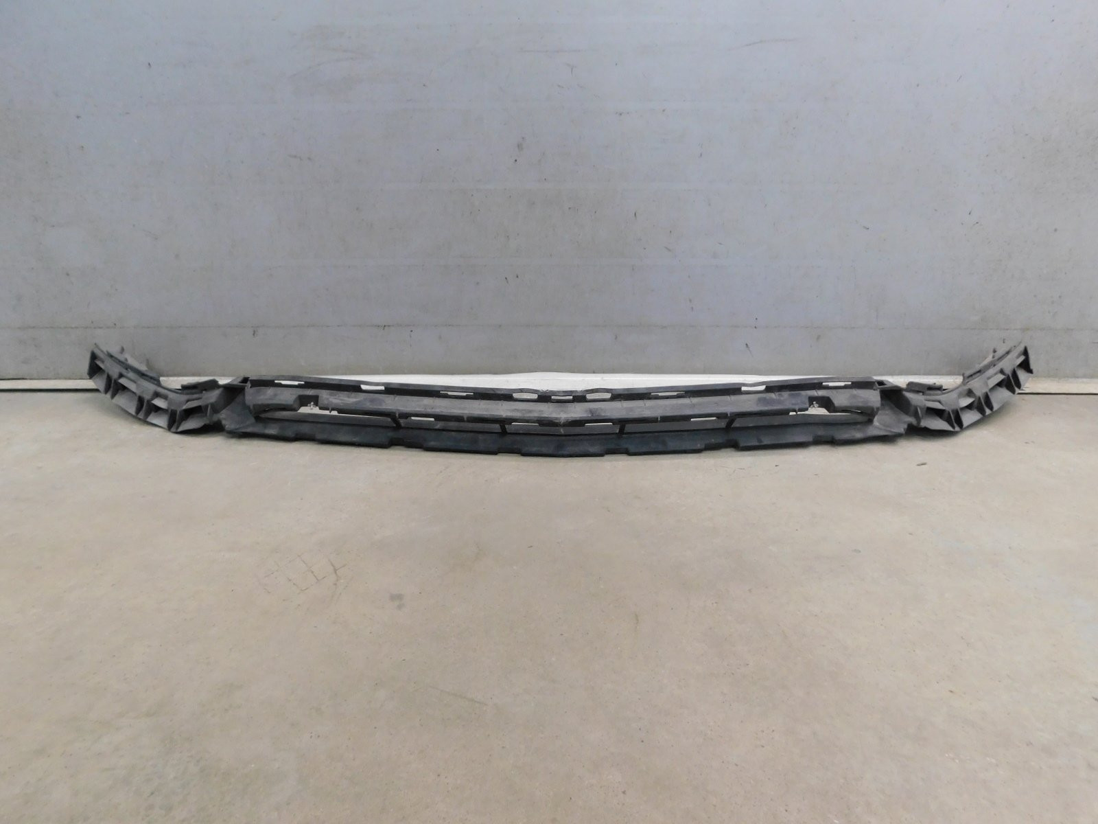 Кронштейн переднего бампера Mercedes-Benz E-Klasse W213 2016>