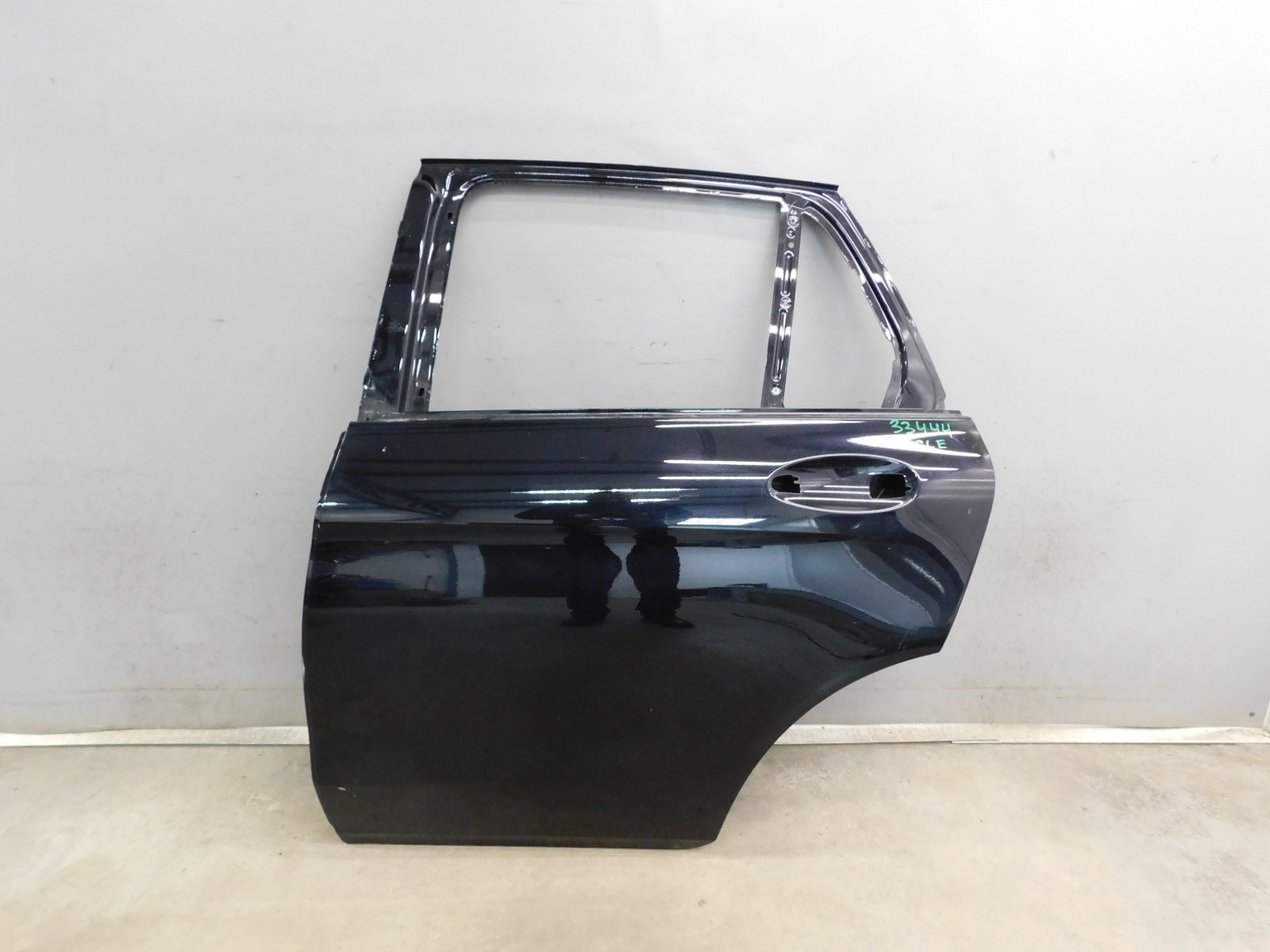 Дверь задняя левая Mercedes-Benz GLC-Class X253 2015>